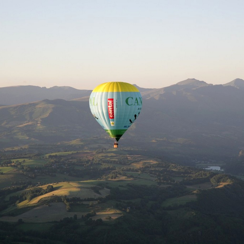Montgolfière Volcan Cantal